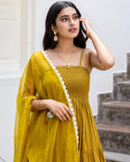Gauri Suit Set