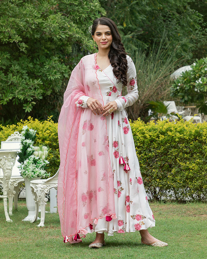 White Floral Aangrakha