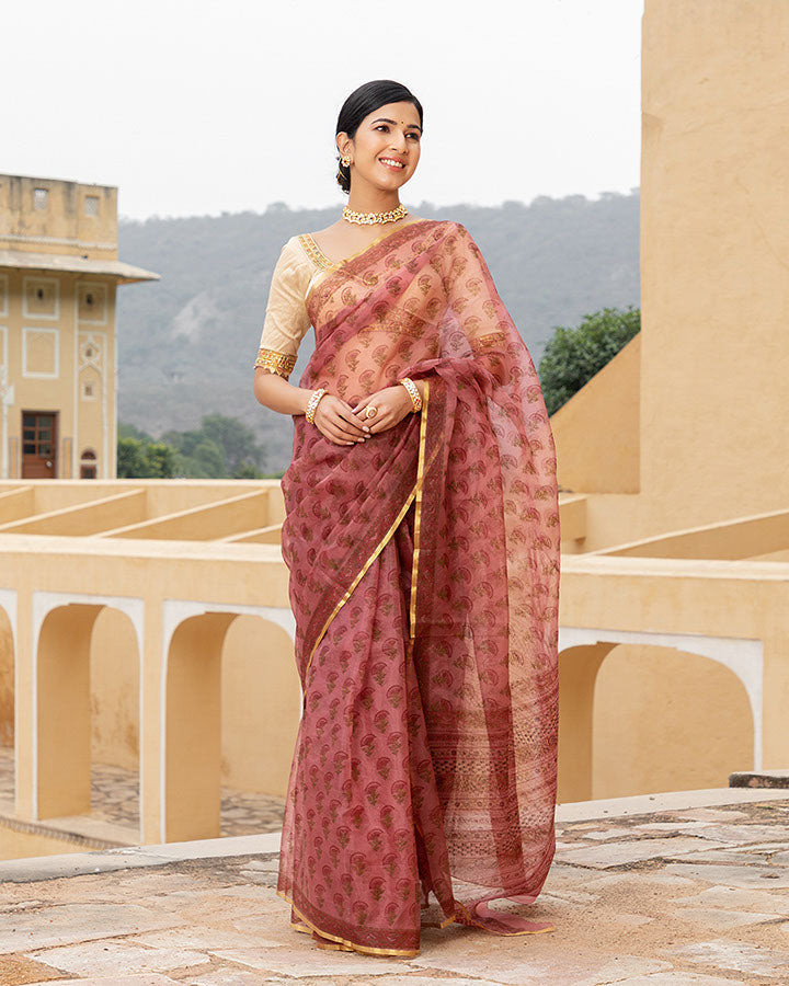 Maroon Chakli Gold Zari Banarasi Saree – casualsaree